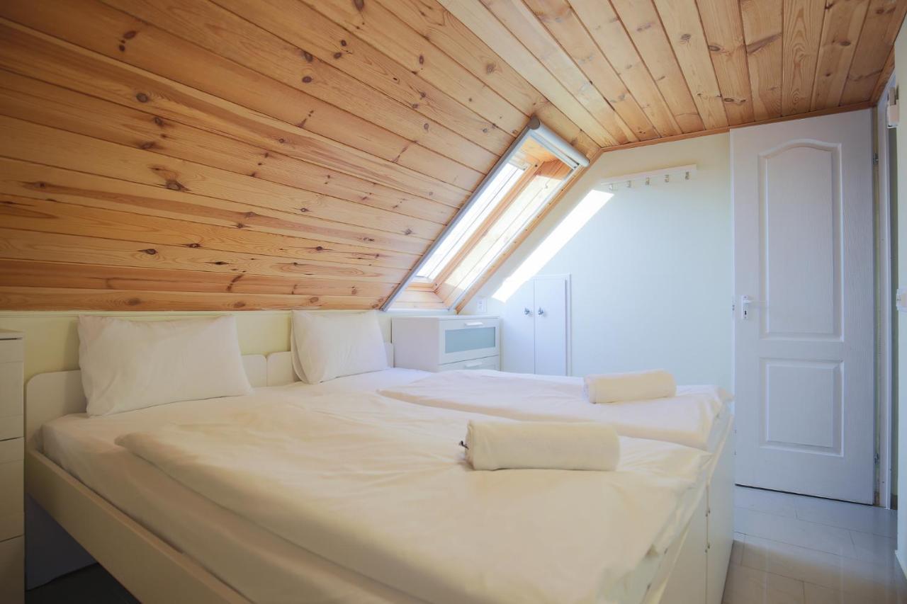 Galerius Pihenohaz By Bltn Siofok Apartment ภายนอก รูปภาพ