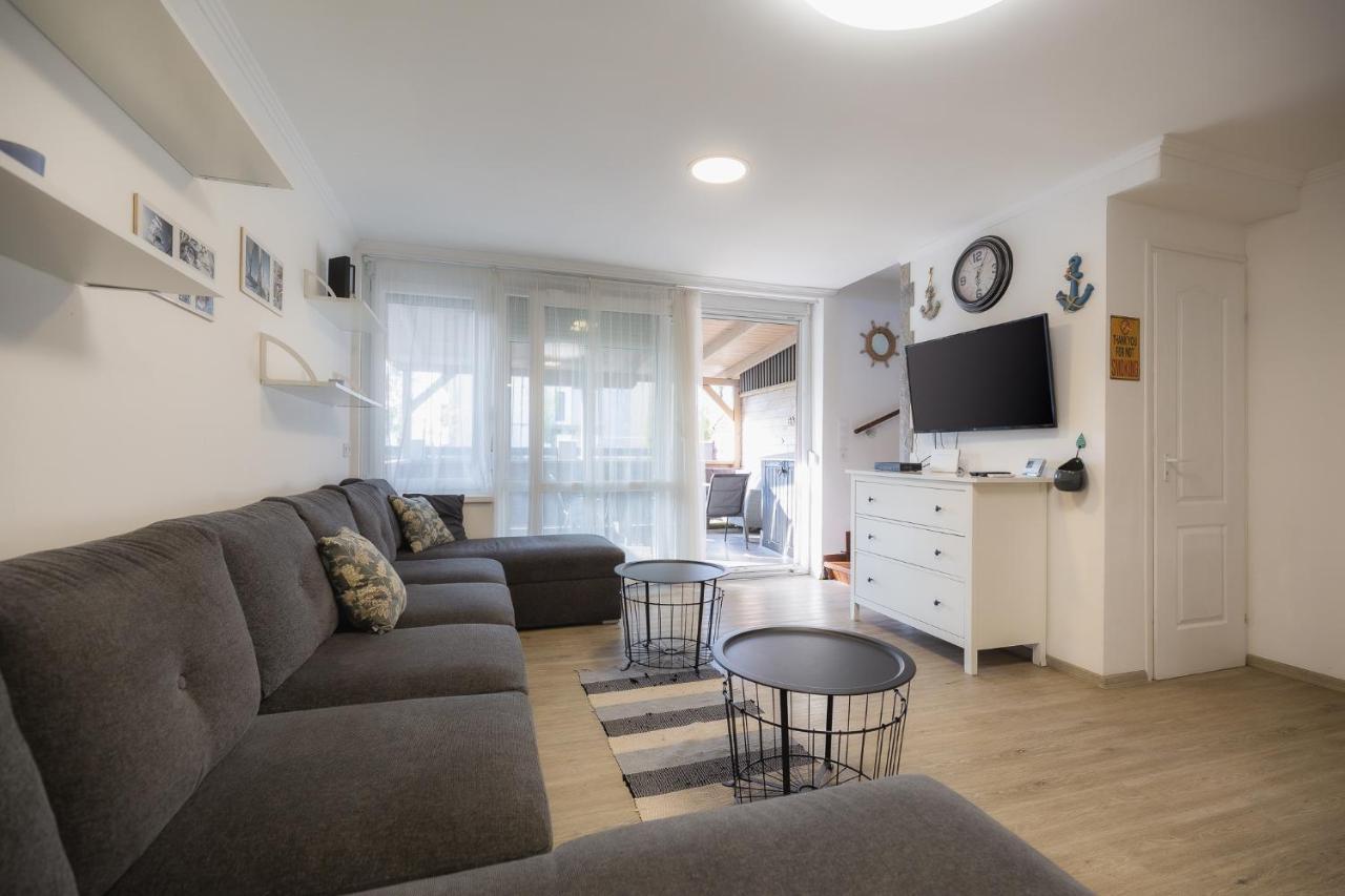 Galerius Pihenohaz By Bltn Siofok Apartment ภายนอก รูปภาพ